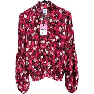 NWT CAbi Corsage Top Size Medium